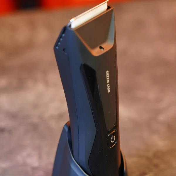ماشین اصلاح بدن گرین لاین مدل Sensitive Pro با تکنولوژی برش مستقیم و ضد آب